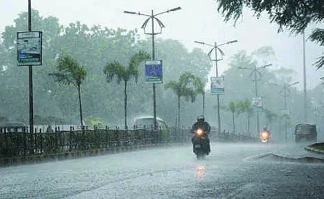 Heavy Rains In Odisha Due To Kalbaisakhi - Sakshi