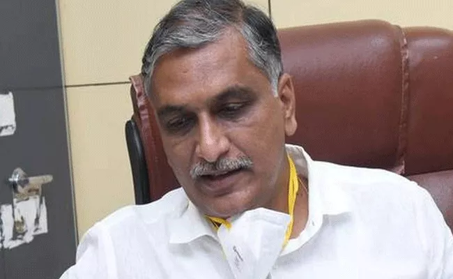 For Ct Scan Take Two Thousand Only Order By Telangana Minister Harish Rao - Sakshi