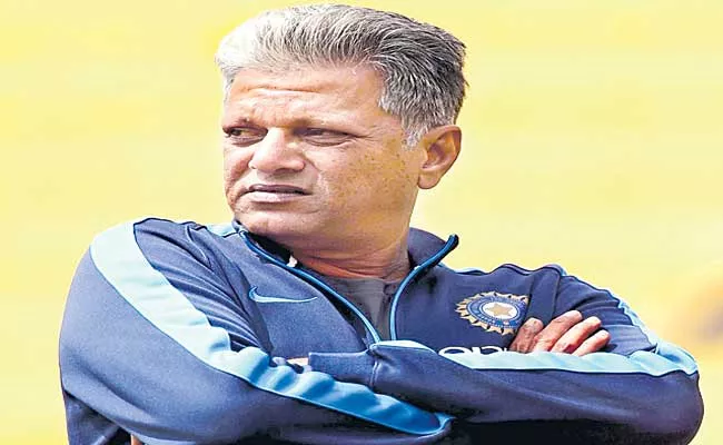 WV Raman Slams Star Culture In Indian Womens Team, letter to dravid, ganguly - Sakshi