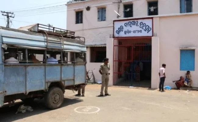 Danger Bells: Barampuram Prisoners Effected Corona - Sakshi