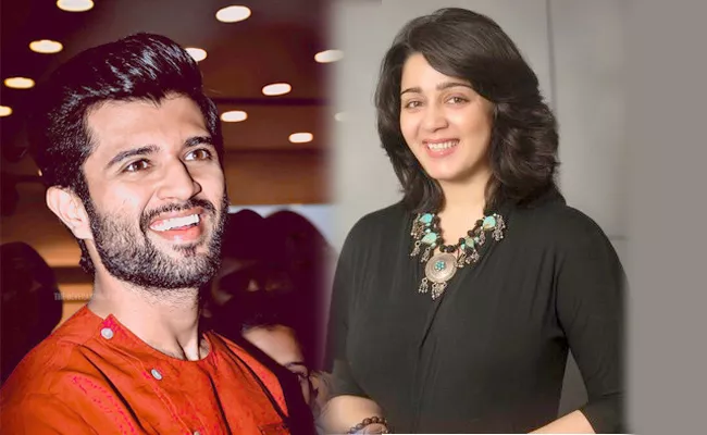 Vijay Devarakonda Surprise Gift To Charmi Kaur Oh Her Birthday - Sakshi