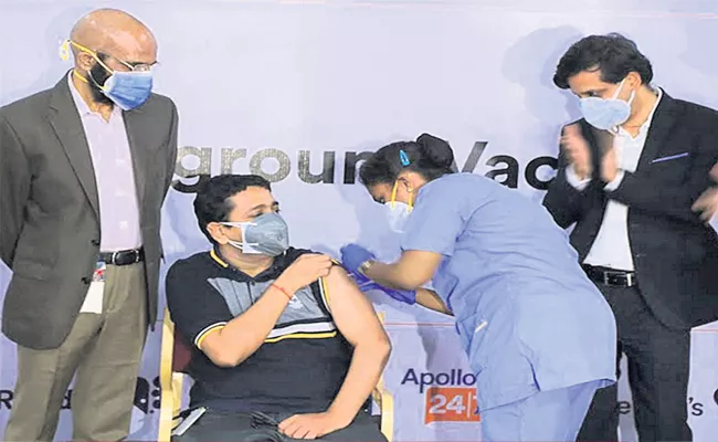 Sputnik Vaccines Launched In Hyderabad - Sakshi