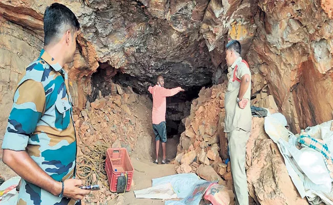 Huge tunnel for Hidden treasures - Sakshi