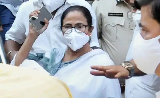 Narada Case Terror Created By Mamata Banerjee Presence Says CBI - Sakshi