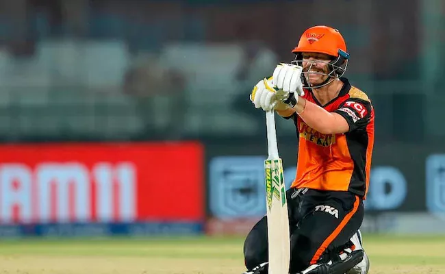 IPL 2021: Bayliss Hints Warner Unlikely To Comeback Soon - Sakshi