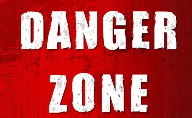 Karnataka: Danger Zone In Six Districts - Sakshi