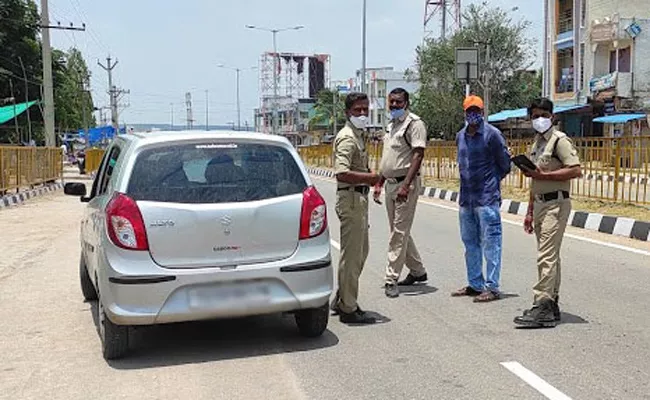 HYD: Chicken Trader Uses Press Sticker For  His Car In Lockdown - Sakshi