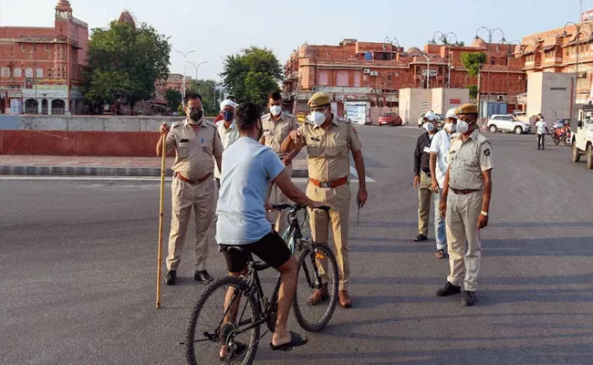 UP: 17 Year Old Dies After Alleged Thrashing By Police For Violating Curfew - Sakshi