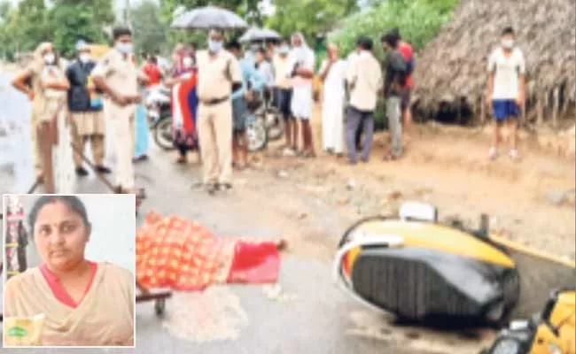 Woman Deceased In Road Accident - Sakshi