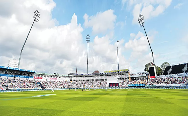 Edgbaston Test Between England And New Zealand to Allow 18,000 Fans on Each Day - Sakshi