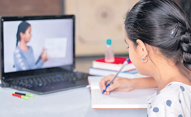 Telangana: Intermediate First Year Admission Begins, Online Classes From June 1 - Sakshi