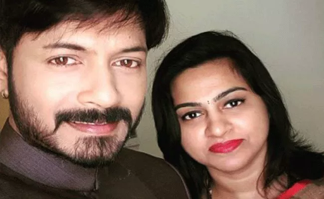 Bigg Boss Fame Kaushal Manda Emotional Post In Social Media On His Wife - Sakshi