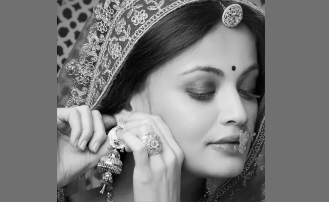 Aishwarya Rais Xerox copy: Sneha Ullals Bridal Shoot Photo Viral - Sakshi