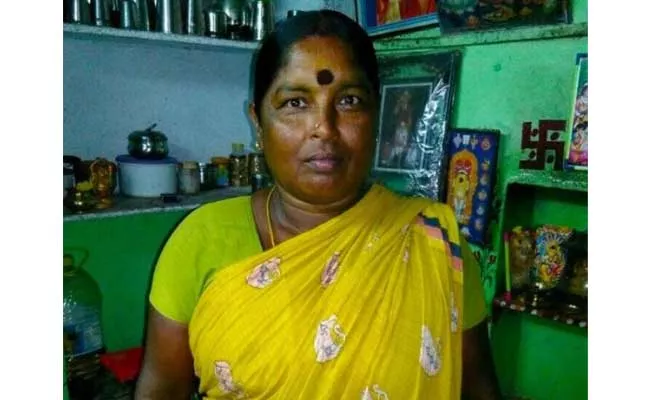 Woman Deceased In Srikakulam District - Sakshi