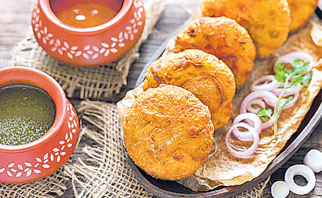 Rajasthani Onion Kachori Recipe: Easy to Prepare - Sakshi