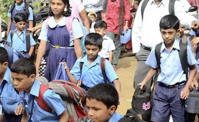 Telangana Government Extended Summer Holidays To Schools - Sakshi