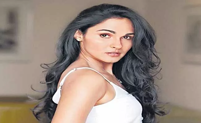 Andrea Jeremiah tests Covid positive - Sakshi