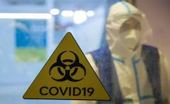 1047 Booked For Violating Covid Related Quarantine Rules In Sri Lanka - Sakshi