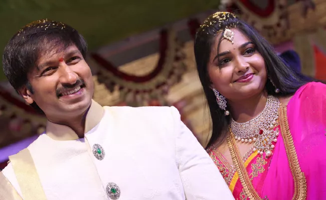 Unknown And Interesting Facts About Actor Gopichand Wife Reshma And Family - Sakshi