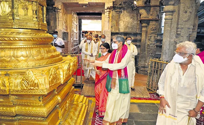 CJI NV Ramana in Tirumala Srivari Seva - Sakshi