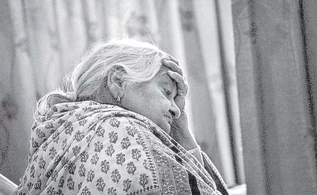 Over 73 PC Senior Citizens In India Victims Of Abuse By Family - Sakshi