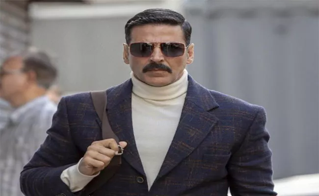 Akshay Kumar Upcoming Five Films Will Target Huge Amount - Sakshi