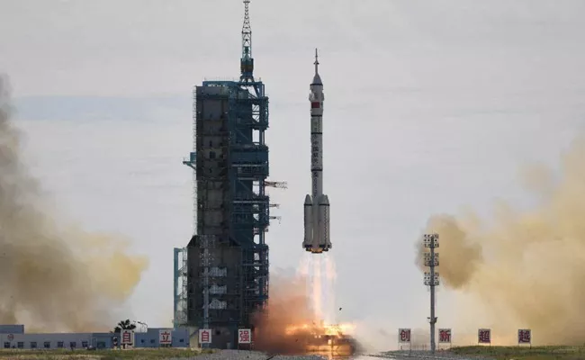 China Launches Crewed Spacecraft Shenzhou 12 in Historic Mission - Sakshi