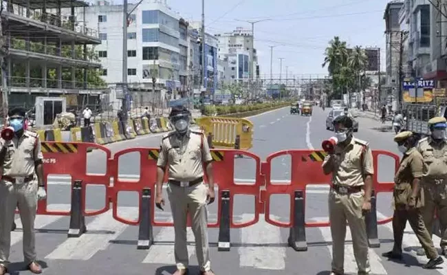 Andhra Pradesh Give Relaxation In Curfew Timings - Sakshi