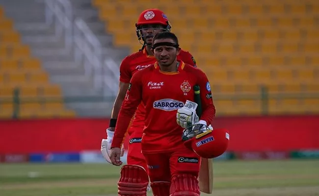 PSL: Usman Khawaja Smashes Maiden Ton Islamabad United Thrilling Victory - Sakshi