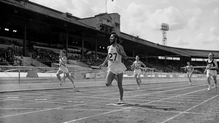 When Milkha Singh Missed Out on Olympic Medal By A Whisker - Sakshi