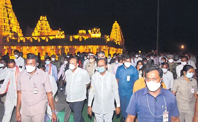 CM KCR Visited Yadadri Temple Observed Works - Sakshi