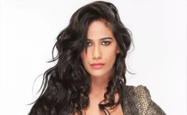 Poonam Pandey Comments On WTC Final Goes Viral - Sakshi