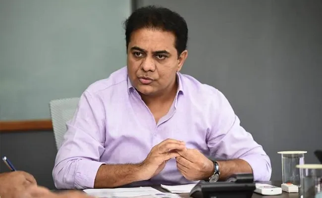 Minister KTR Review Meeting With Officials On Rainy Season Effects GHMC - Sakshi