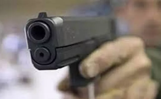 10 Bullets Fired At Couple Who Eloped And Got Married In Dwarka - Sakshi