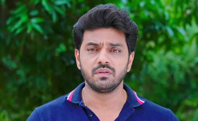 Devatha Serial: Adithya Decides To Stay Away From Rukmini - Sakshi