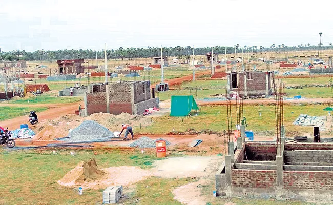 Measures to construction of one lakh houses per day on July 1 and 3,4 - Sakshi