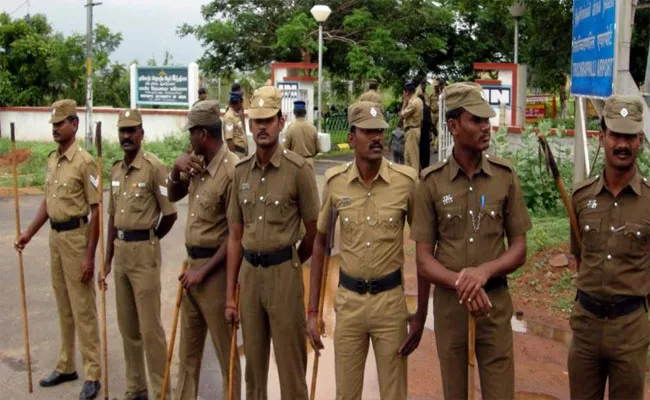 Tamil Nadu CBCID Declared Police Officers Kidnap Industrialist - Sakshi