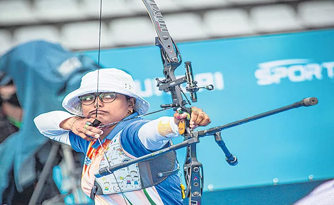 Deepika Kumari reclaims No1 spot in world archery rankings - Sakshi