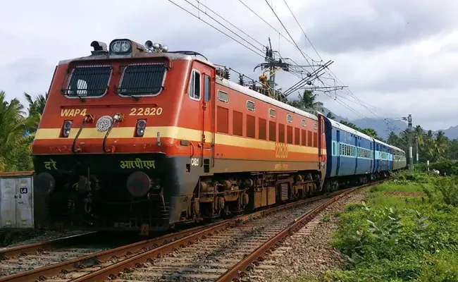 Indian Railways Got 97.45 OR Amid Covid Crisis - Sakshi