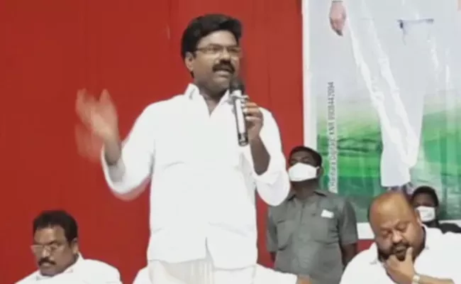 MLA Rasamayi Balakishan Fires On Sarpanchs - Sakshi