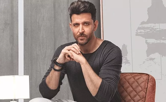 Hero Hrithik Roshan Money And Groceries Donates To CINTAA  Amid Coronavirus - Sakshi