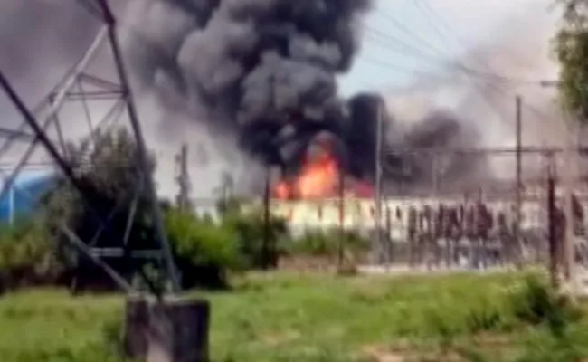 Fire Accident In Module Industries At Bollaram - Sakshi