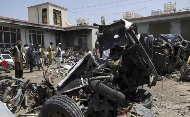 11 Killed As Bomb Hits Bus In Afghanistan - Sakshi