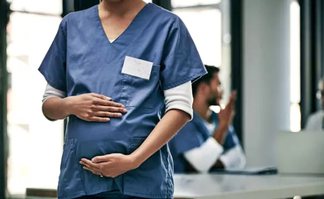 Pregnant Lady Nurses Doing Corona Duty In Gandhi Hospital - Sakshi