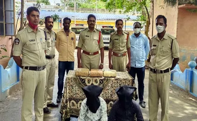 Police Check For Drug Trafficking - Sakshi