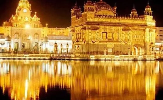 Pro-Khalistan Slogans Raised at Golden Temple - Sakshi