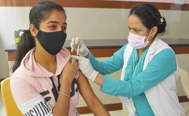 Centre Issues New Guidelines For Covid Vaccination - Sakshi