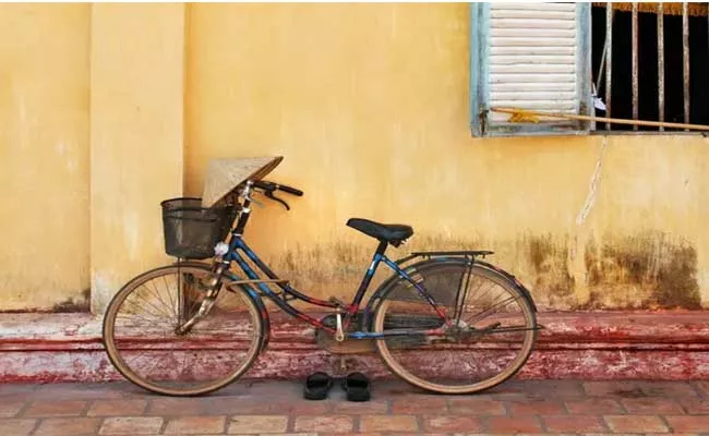 A Man Assassinated By Neighbour Over Cycle Parking Fighting In Haryana - Sakshi