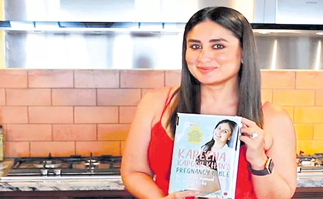 Kareena Kapoor launches new book Pregnancy Bible - Sakshi