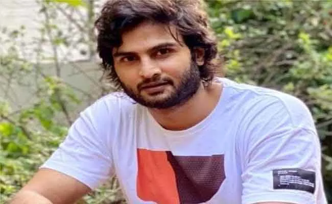 Sudheer Babu To Star In Harsha Vardhans Next Film - Sakshi